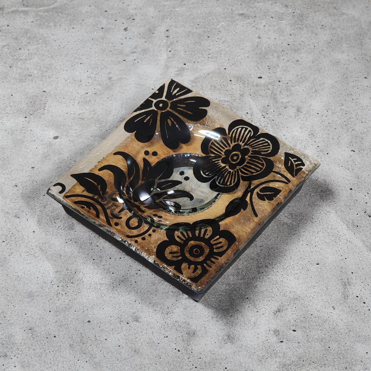 NZ Made Glass Rimu Candle/Ring Dish Wild Flowers - Blk - Fiery Creations Ltd